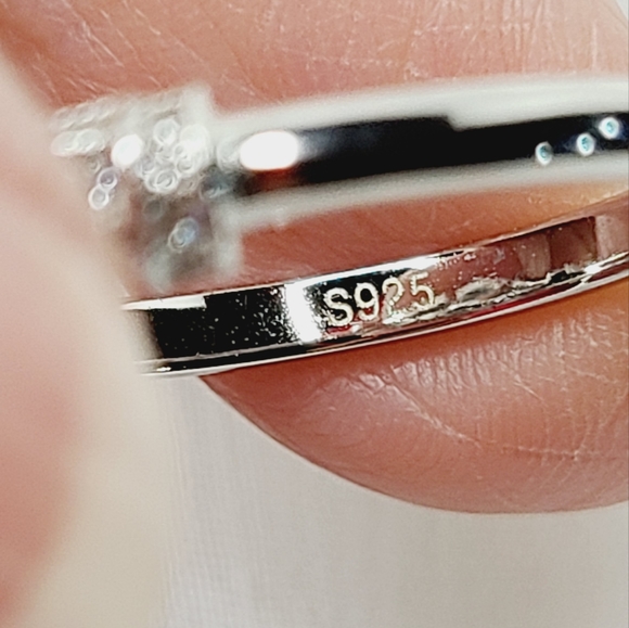 Moissanite 3 Carat Solitare Ring - Picture 9 of 13